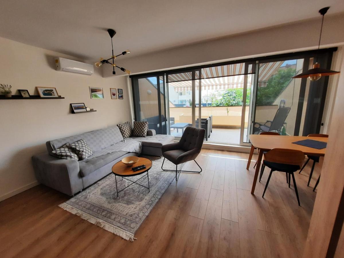 Montenegro Sea Pearl Apartments Petrovac ภายนอก รูปภาพ